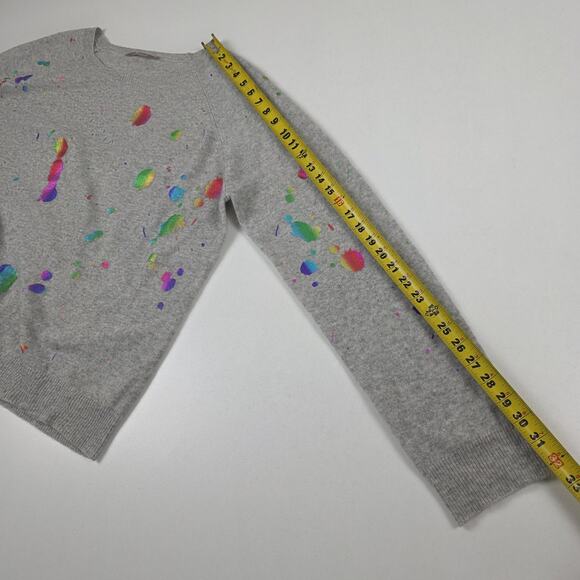 Brodie Cashmere Gray Sweater with Colorful Accents - Picture 7 of 9